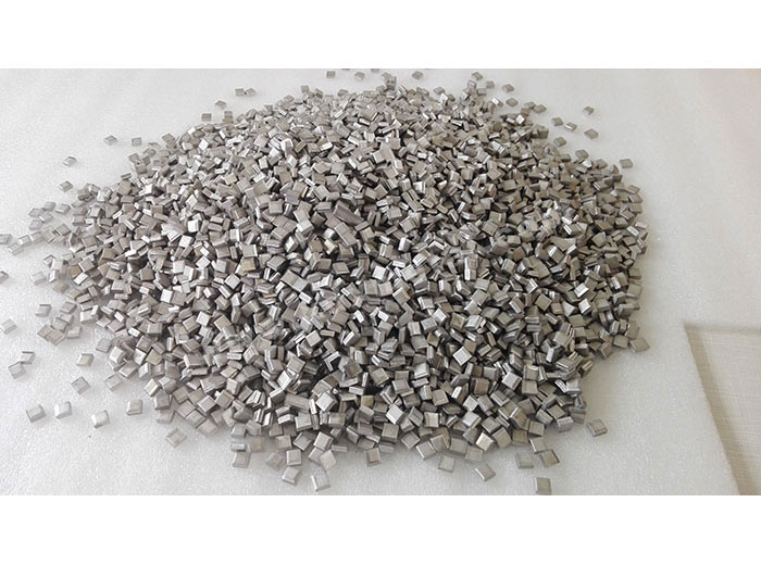 Niobium particles