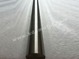 Zirconium rod