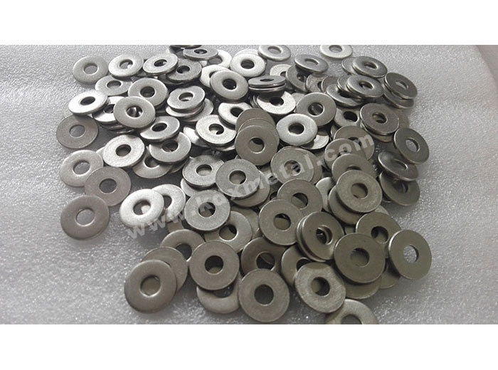 Nickel gasket